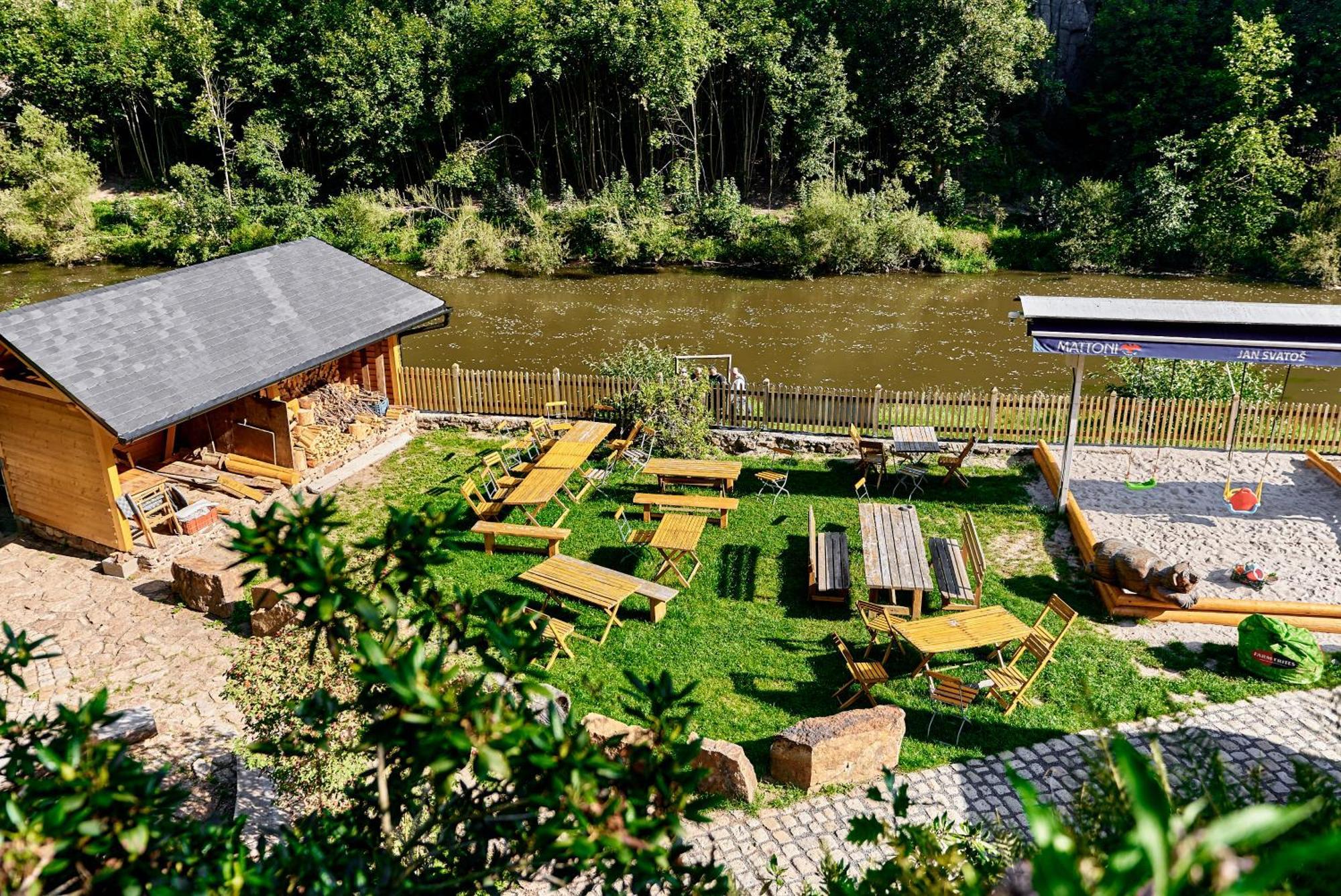 Apartmany Svatosske Skaly Loket Exterior photo