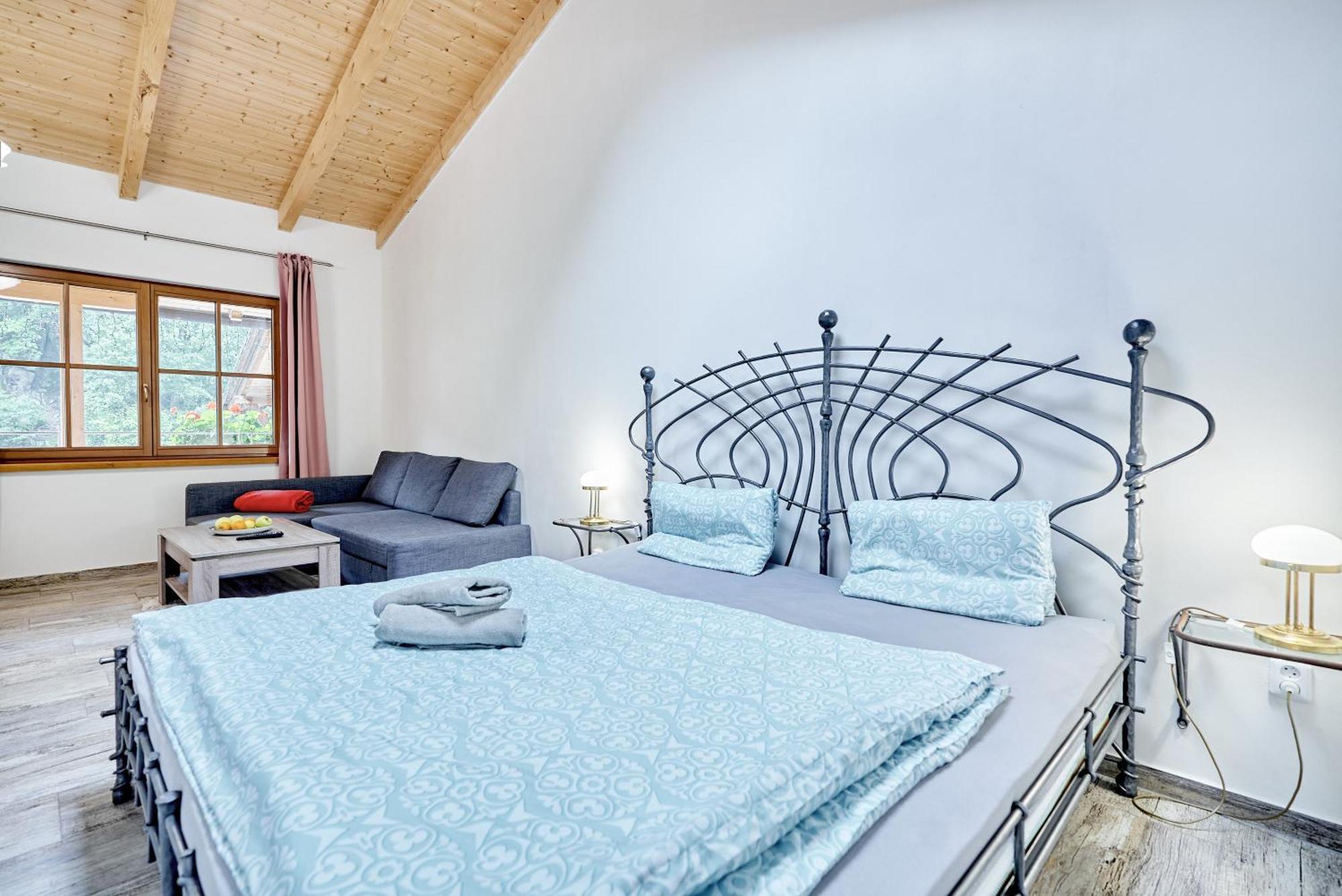 Apartmany Svatosske Skaly Loket Exterior photo